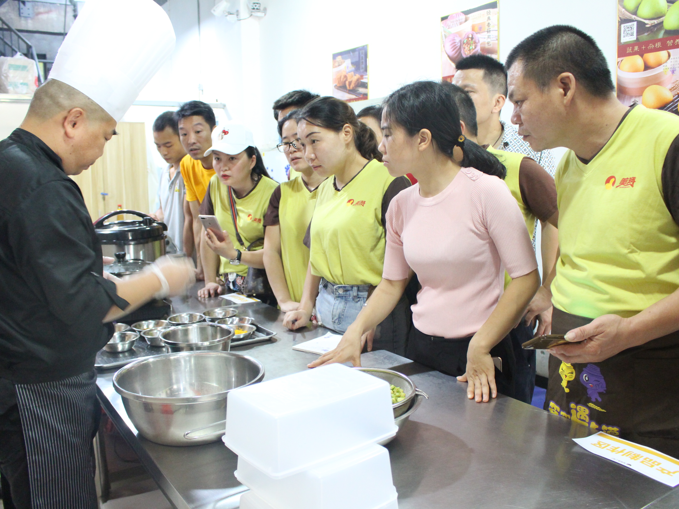 窩窩遇上饃包子店培訓 窩窩遇上饃包子店培訓